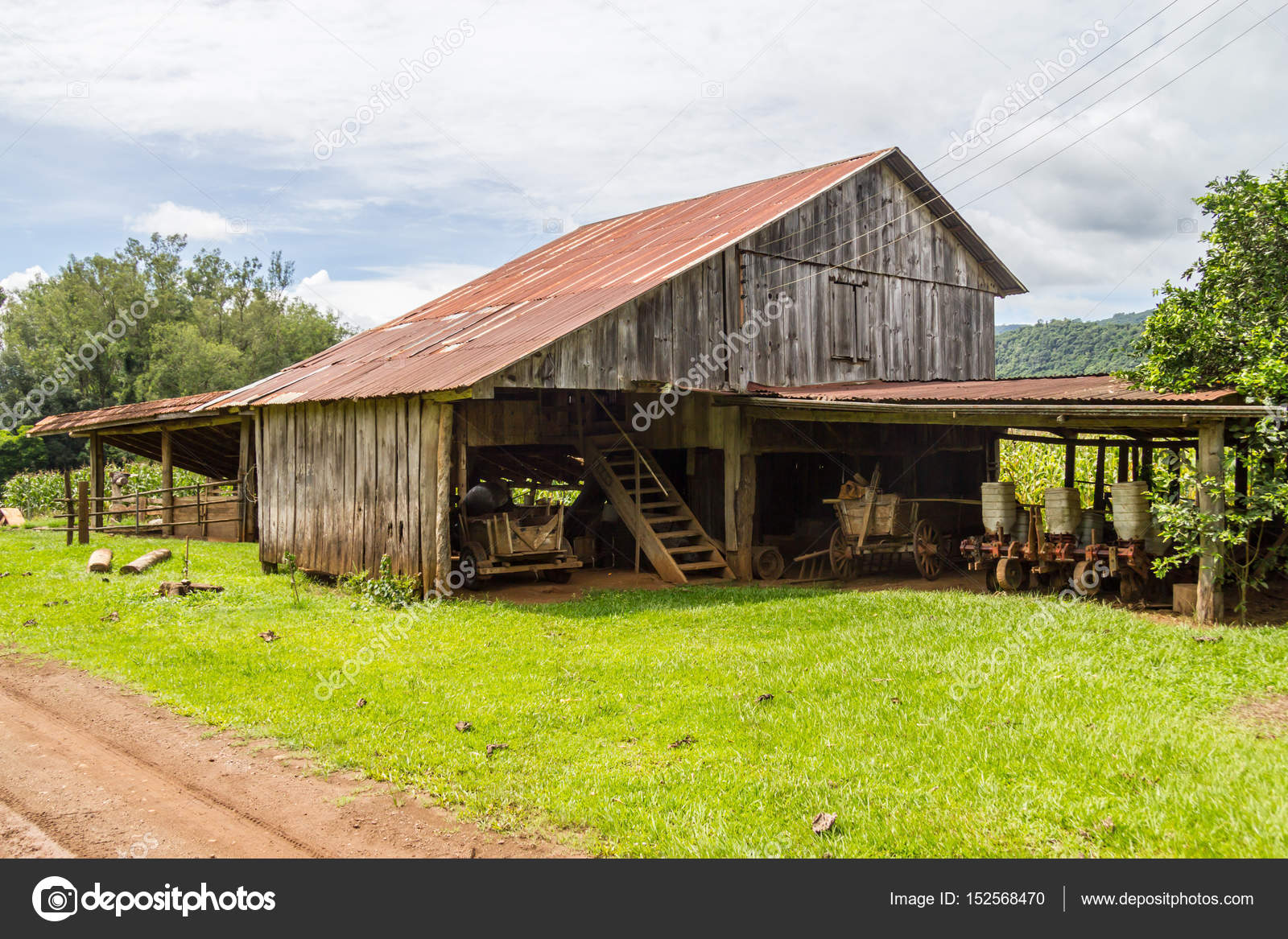 Old Farm Barn Stock Photo