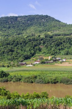 Kırsal köy ve çiftlik