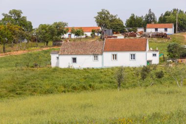 Köy evlerinin Santiago Cacem yapmak