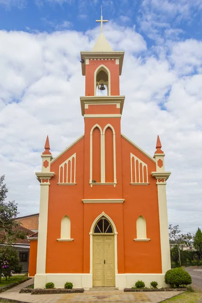 Католицька Церква в Vale dos Vinhedos Долина — стокове фото