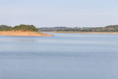 Albufeira da Barragem de Campilhas lake