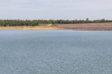 Albufeira da Barragem de Campilhas lake