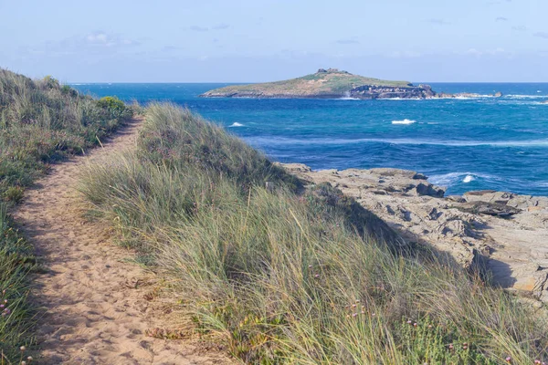 Trail and island in Porto Covo — Stock Photo, Image