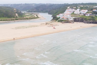 Ribeira de Seixe ve Odeceixe beach