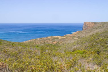 İz, okyanus, dağlar ve bitki örtüsü Arrifana