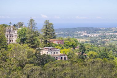 Kaleler ve Sintra sahil görünümü