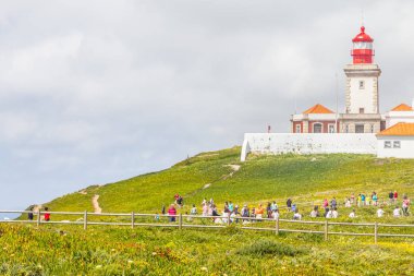 Ziyaret Cabo da Roca deniz feneri insanlar