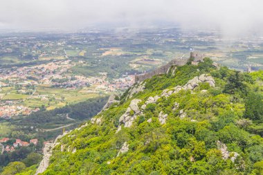 Kale Moors ve Sintra şehir manzaralı