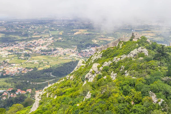 Kale Moors ve Sintra şehir manzaralı