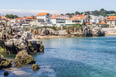 Beach, uçurumlar ve Cascais evleri