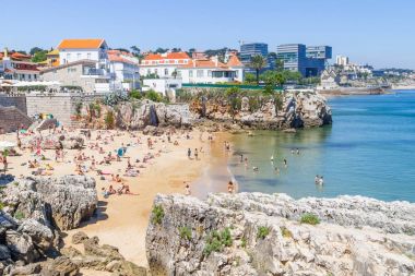Beach, uçurumlar ve Cascais evleri