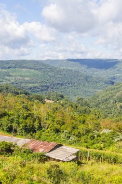 Çiftlik Vadisi ve Nova Petropolis dağlarda