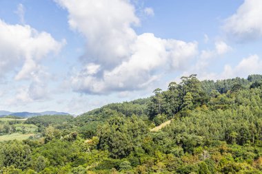 Vadi ve Nova Petropolis dağlarda