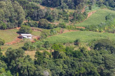 Çiftlik Vadisi ve Nova Petropolis dağlarda