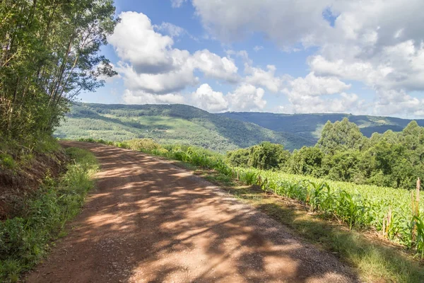 Çiftlik yolu Vadisi ve Nova Petropolis dağlarda