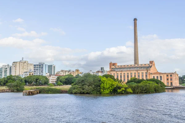 Gasometro y Lago Guaiba, Porto Alegre — Foto de Stock