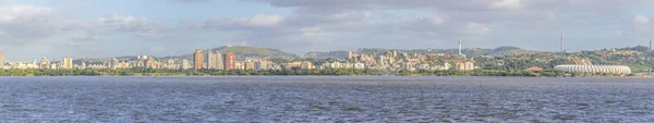 Vista de la ciudad con Beira Rio Stadium, Porto Alegre — Foto de Stock