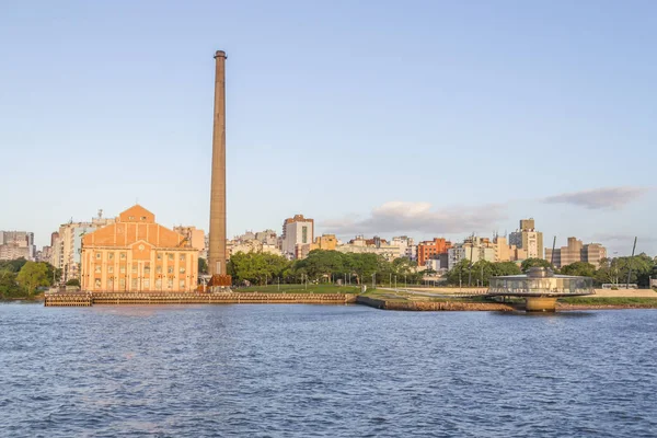 Gasometro és Guaiba tó naplementekor, Porto Alegre — Stock Fotó