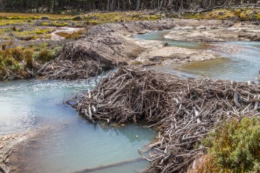 Laguna Esmeralda iz kunduz baraj