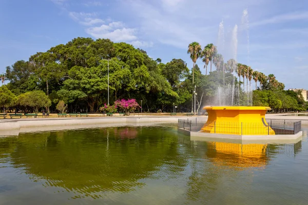 Fountain at Redenção park — Stock Photo, Image
