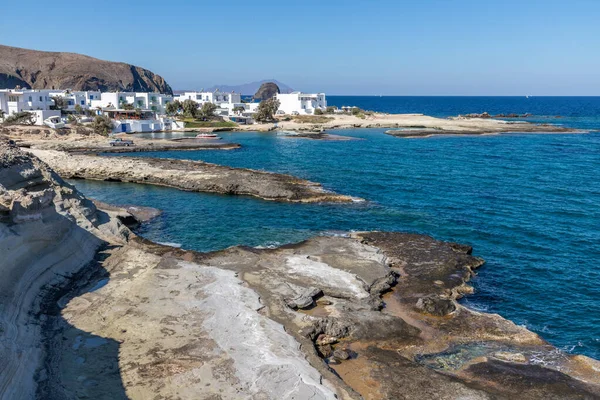 Houses Rocks Cliffs Pollonia Beach Milos Greece — Stock Photo, Image