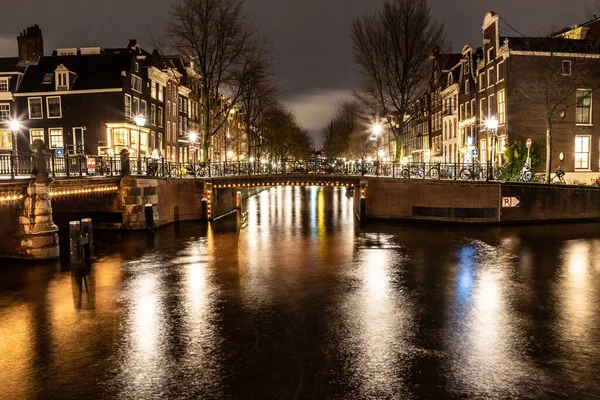 Luces Nocturnas Canal Bicicletas Amsterdan Holanda — Foto de Stock