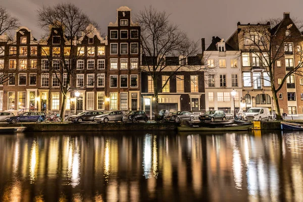 Luces Nocturnas Edificios Canales Amsterdan Holanda — Foto de Stock