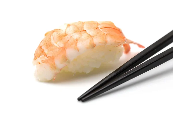 Sushi de camarão no fundo branco — Fotografia de Stock
