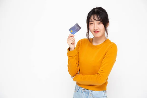 Happy Asian Woman Holding Credit Card Cash Advances Pay Instead — Stock Photo, Image