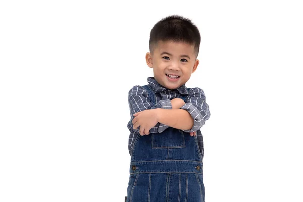 Ritratto Bambino Asiatico Con Braccia Incrociate Sorriso Isolato Sfondo Bianco — Foto Stock