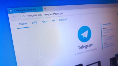Minsk, Beyaz Rusya - 25 Nisan 2018: Telgraf telgraf Messenger Llp, özel bir şirket tarafından geliştirilen hizmet bulut tabanlı sohbet için resmi web sitesi ana sayfası.