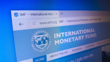Minsk, Beyaz Rusya - 25 Nisan 2018: Uluslararası Para Fonu (IMF), uluslararası bir finansal kurum için resmi web sitesi ana sayfası.