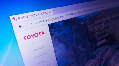 Minsk, Beyaz Rusya - 17 Nisan 2018: Toyota, Japon otomobil üreticisi için resmi web sitesi ana sayfası
