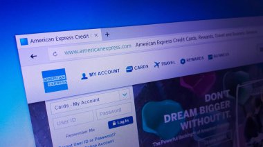 Minsk, Beyaz Rusya - 17 Nisan 2018: American Express Company, olarak da bilinen Amex, bir Amerikan çokuluslu finansal hizmetler şirketi için resmi web sitesi ana sayfası