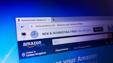 Minsk, Beyaz Rusya - 17 Nisan 2018: Amazon.com, Inc, Amazon gibi iş, bir Amerikan elektronik ticaret ve şirket bulut için resmi web sitesi ana sayfası