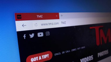 Minsk, Beyaz Rusya - 23 Nisan 2018: Tmz, ünlü haber sitesi için resmi web sitesi ana sayfası