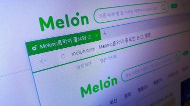 Minsk, Beyaz Rusya - 28 Nisan 2018: Kavun, Güney Koreli çevrimiçi müzik mağazası ve akış Servisi müzik için resmi web sitesi ana sayfası.