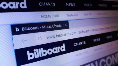 Minsk, Beyaz Rusya - 28 Nisan 2018: Billboard, yaptığınız haber, incelemeler, olaylar, bir Amerikan eğlence medya markası için resmi web sitesi ana sayfası ve onun müzik grafikler için bilinen.