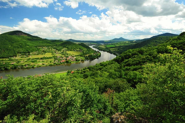 Kırsal çalışan Nehri