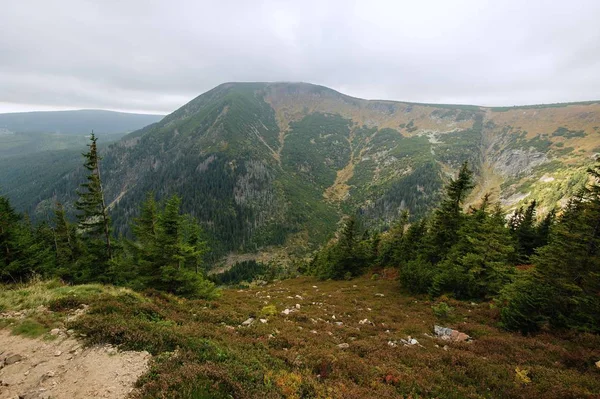 Vue du paysage rocheux — Photo