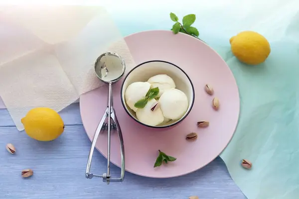 Natural Ice Cream Lemons Wooden Table Homemade Dessert Healthy Food — Stock Photo, Image