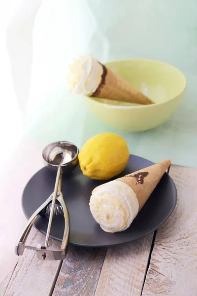 Natural Ice Cream Lemons Wooden Table Homemade Dessert Healthy Food — Stock Photo, Image