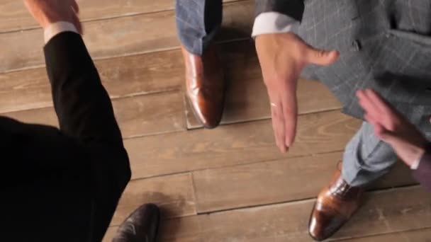 Handshake de saudação acordo de cooperação de sucesso parceiro por homens de negócios — Vídeo de Stock