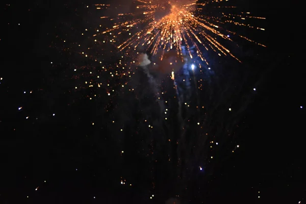 Feier Mit Feuerwerk Der Nacht — Stockfoto