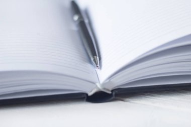 kalem ve defter işyerinde