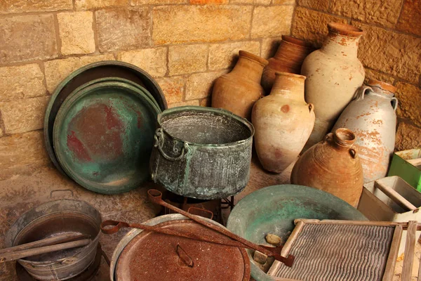 Old East Israeli Dishes Old Dishes Trays Kettles Coffee Pots — Stock Photo, Image