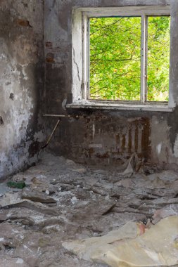 Düz ve bahar dışarıda terk