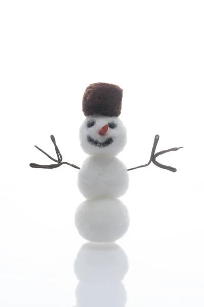 Vertikales Format Von Weihnachten Winter Schneemann Auf Weißem Hintergrund — Stockfoto