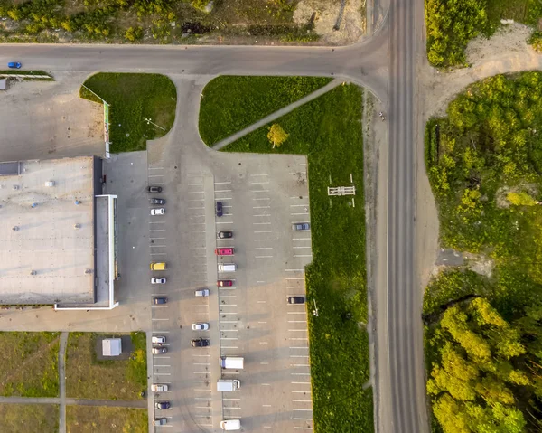 Auto Estrada Carros Estacionamento Supermercado Vista Aérea — Fotografia de Stock