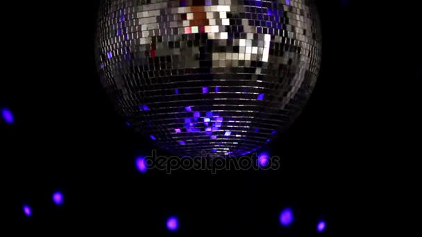 Повільний обертальний диско-куля — стокове відео